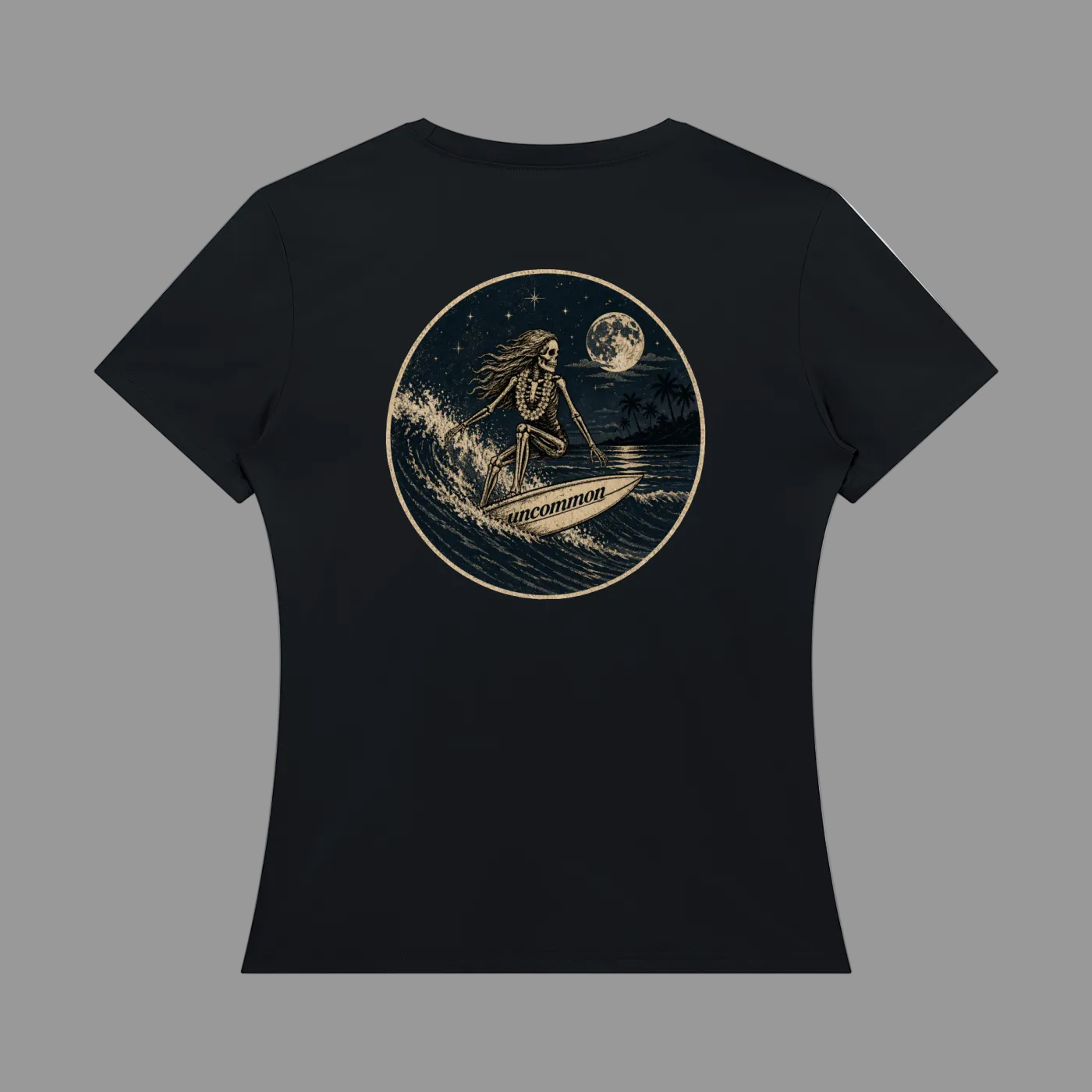 U.C.M.N Surf Women's Regular Fit T-Shirt